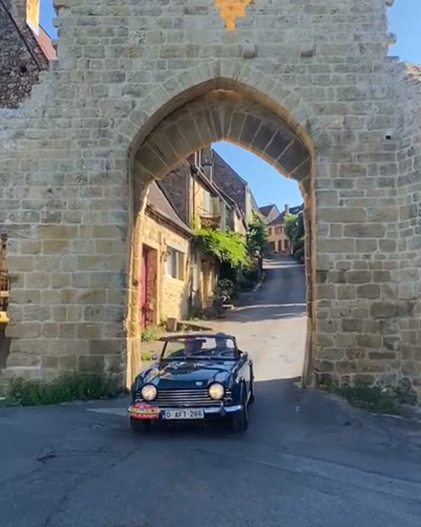 XK-and-co-rallyes-autombiles-anciennes-rallye-des-bastides-juin-2025 (38)